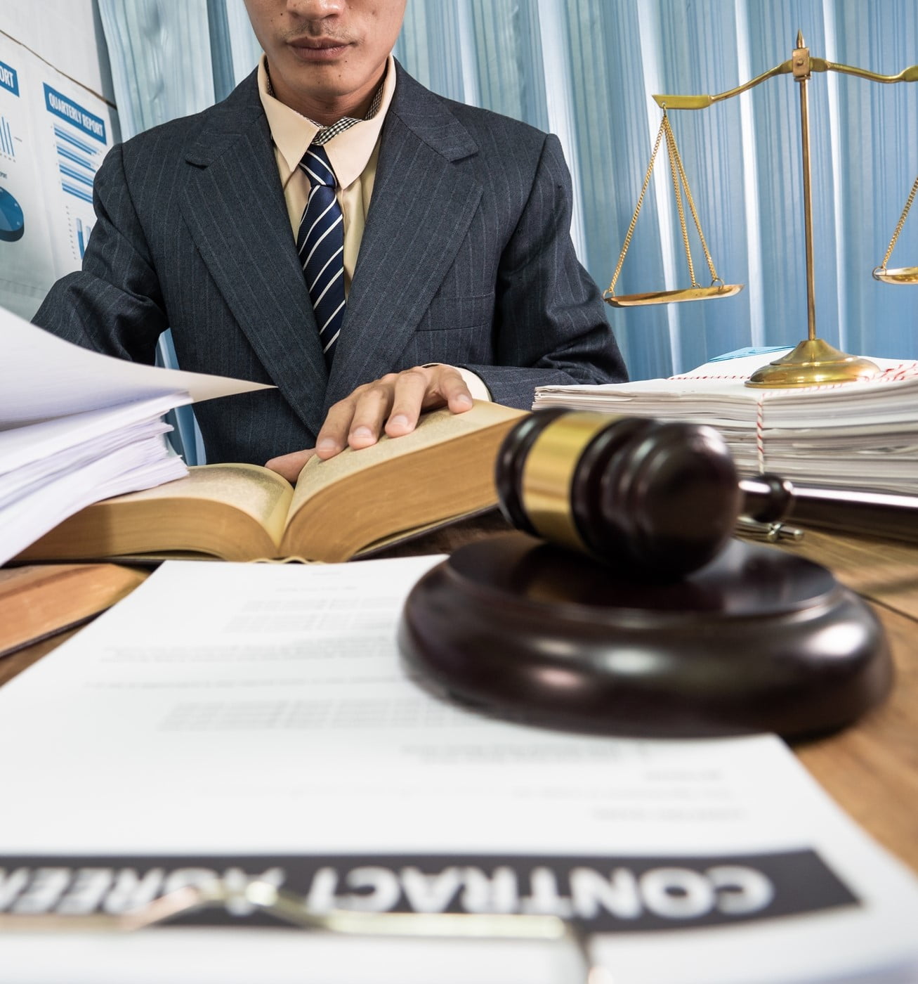 Maximizing Corporate Success: The Benefits of Hiring a Corporate Lawyer in Australia